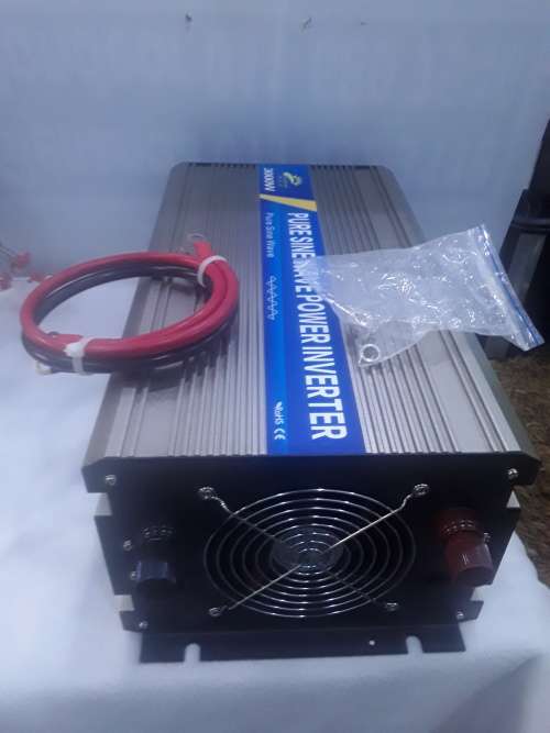 3000 WATTS PURE SINEWAVE POWER INVERTER(WORKS)24V