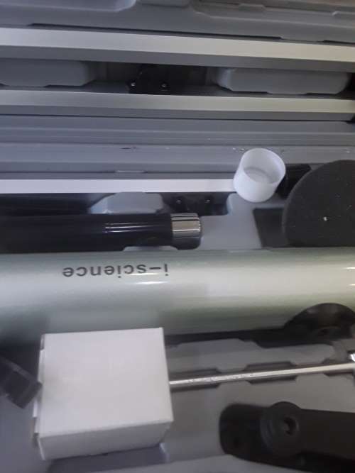 ASTRONOMICAL TELESCOPE WITH STAND AND ALL ASSESCORIES IN CASE