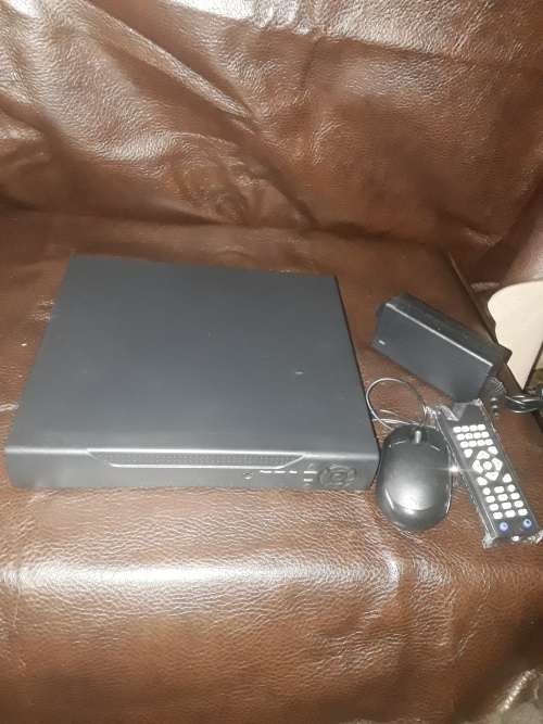16 CHANNELS AHD DVR INCLUDING POWER SUPPLY, REMOTE AND MOUSE