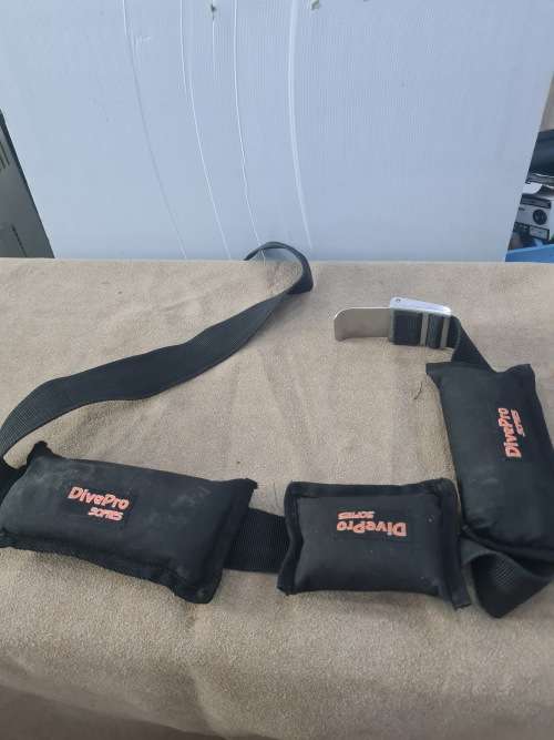 DIVING SET WITH BAG(DIVE SUITE,FLIPPERS,BELT,ETC)M/L