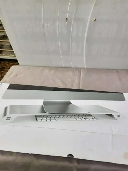 TV SPACE BAR