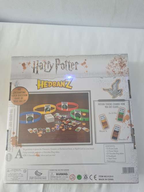 HARRY POTTER HEDBANZ TABLETOP GAME