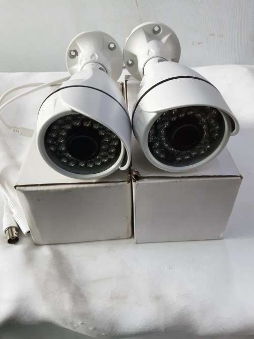 SET OF 2 AHD CCTV CAMERAS (2MP)