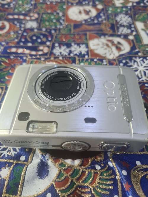 PENTAX DIGITAL CAMERA (5.0MP-3X OPTICAL ZOOM)