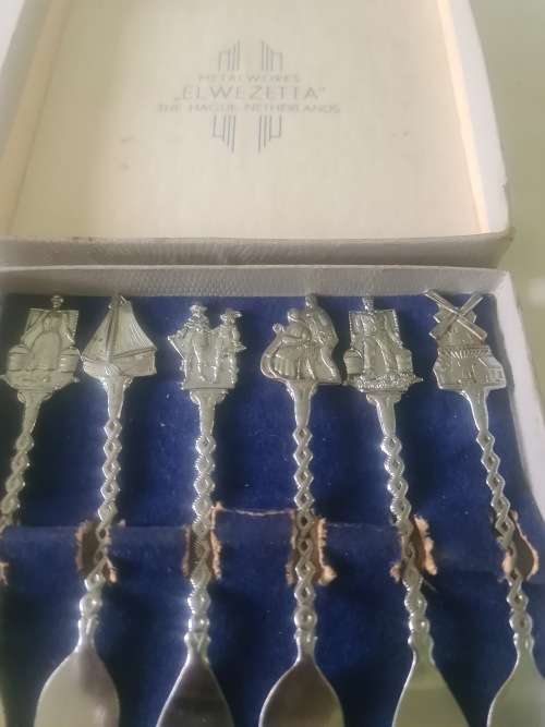6 X METALWORKS ELWEZETTA THW HAGUE NETHERLANDS VINTAGE FORKS