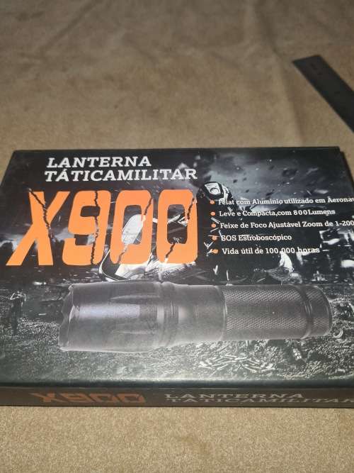 X900 LANTERNA TATICA MILITAR WITH BATTERY