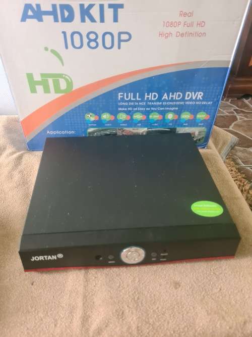 4 CHANNELS AHD DVR INCL.POWER SUPPLY, REMOTE AND MOUSE