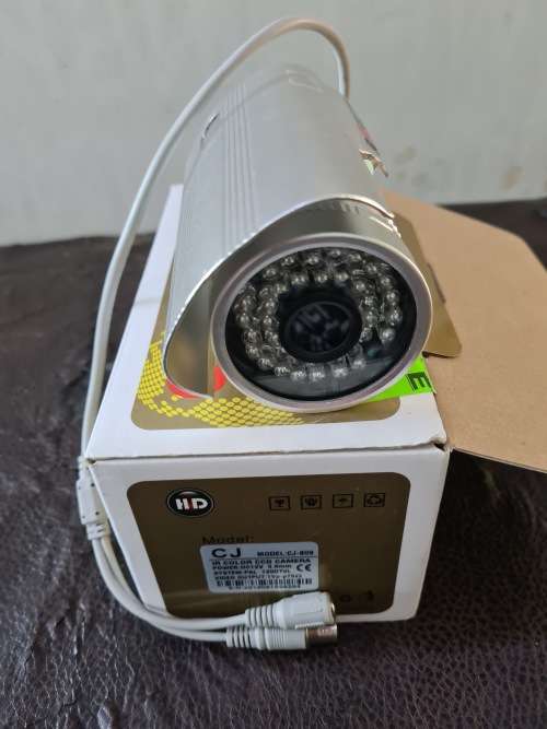 IR COLOR CCD CAMERA WITH BRACKETS(1200 TVL)