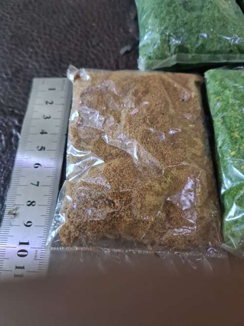 JOBLOT 11 PKTS RAILWAY MODEL LAYOUTS (GRASS AND SOIL)
