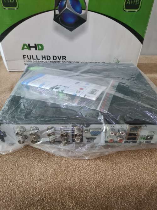 8 CHANNELS AHD DVR INCL.POWER SUPPLY AND MOUSE