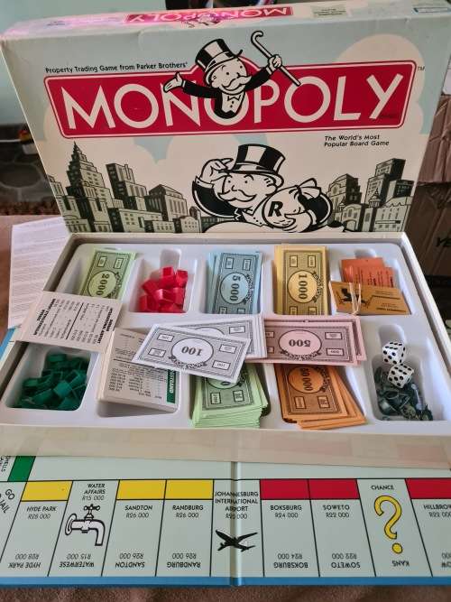 PARKER BROS MONOPOLY (COMPLETE SET)