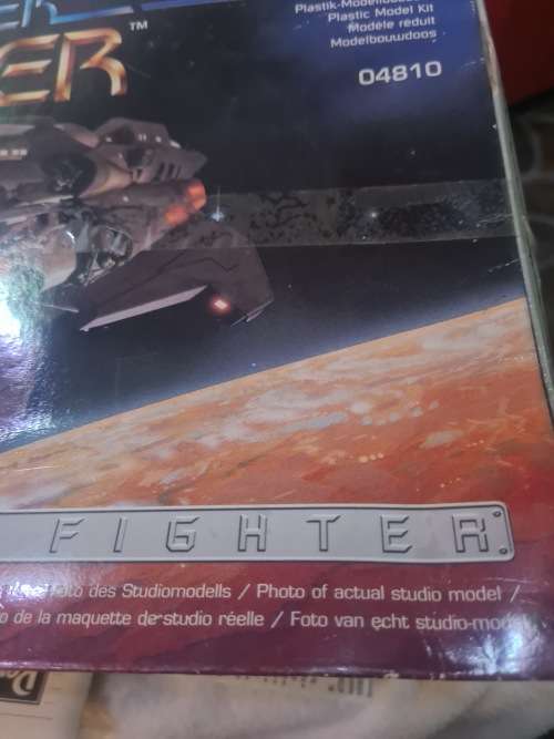 STAR TREK VOYAGER KAZON FIGHTER TO BUILD-33.6cm