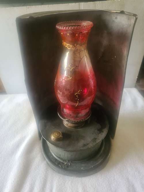 ANTIQUE LAMP(UNDEWRITERS LABORATORIES INSPECTED INCUBATOR MARKINGS)