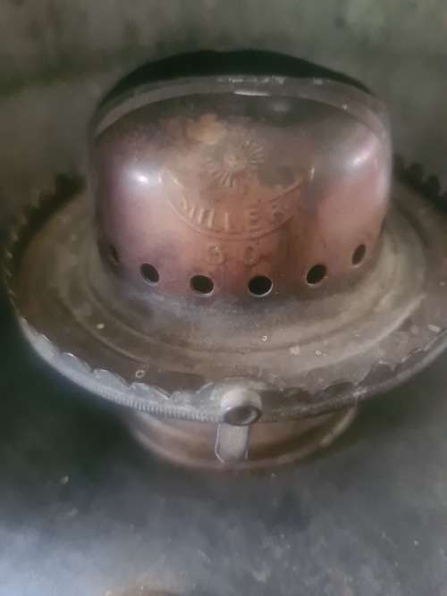 ANTIQUE LAMP(UNDEWRITERS LABORATORIES INSPECTED INCUBATOR MARKINGS)