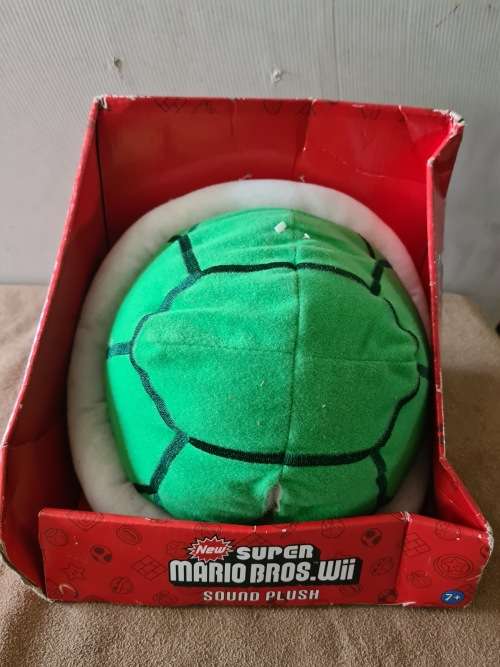 SUPER MARIO BROS.SOUND PLUSH TOY(MAKES SOUNDS AS VIDEO GAME)