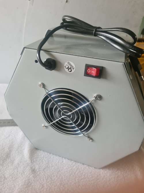 SOAP BUBBLE MACHINE