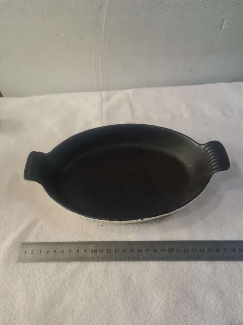 SOLID CAST IRON VINTAGE CASSEROLE