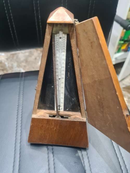 ANTIQUE METRONOME