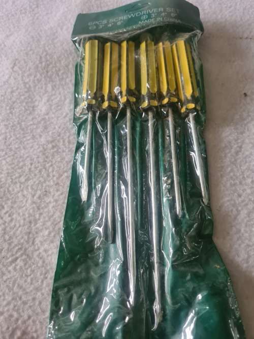 6 PIECE SCREWDRIVER SET