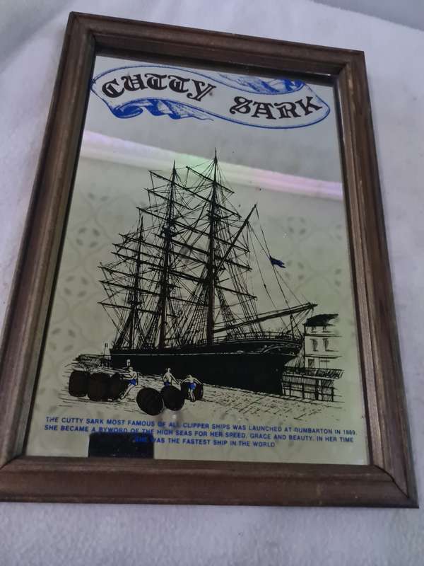 THE CUTTY SARK MIRRORED FRAME(LAUNCHES AT DUMBARTONIN 1869,33x 24cm