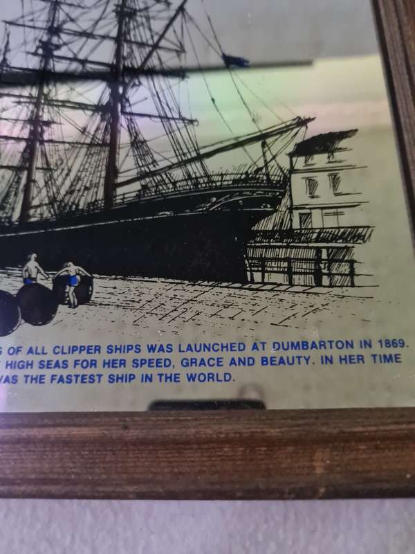 THE CUTTY SARK MIRRORED FRAME(LAUNCHES AT DUMBARTONIN 1869,33x 24cm
