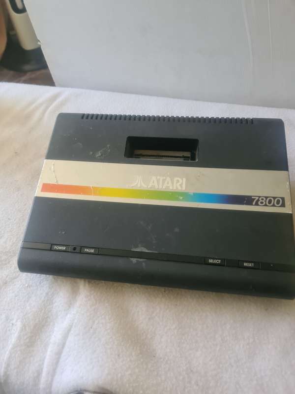 VINTAGE ATARI CONSOLE (CONSOLE ONLY)
