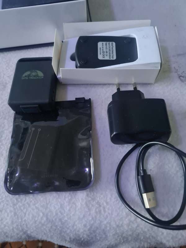 GSM/GPRS/GPS TRACKER