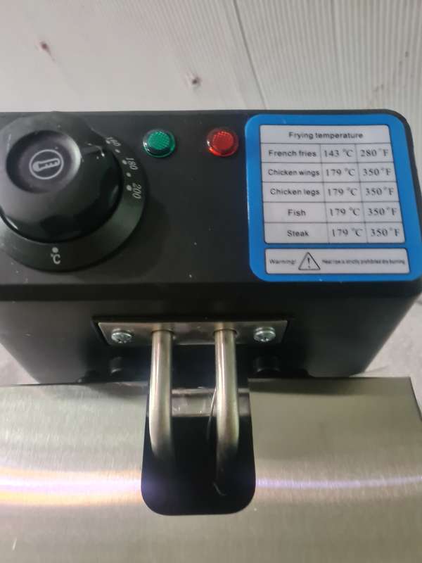 ELECTRIC DEEP FRYER
