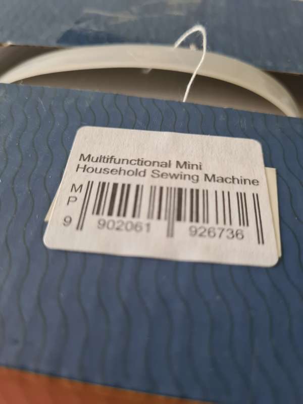 MINI SEWING MACHINE