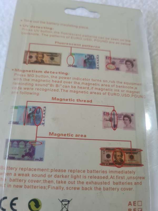 2 IN ONE MINI MONEY DETECTOR
