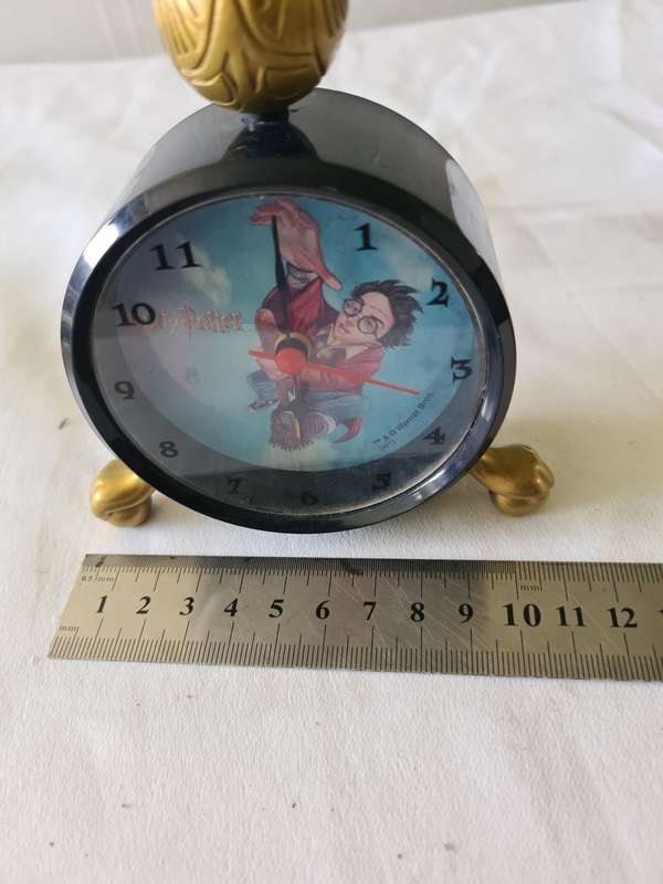 HARRY POTTER ALARM CLOCK(WORKS WELL)