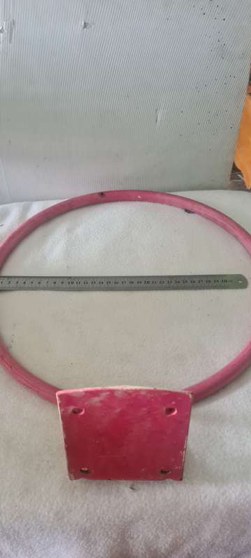 METAL BASKETBALL  HOOP