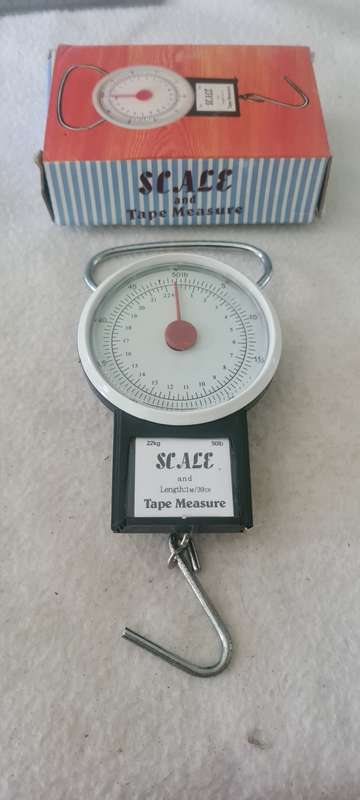 VINTAGE 2 IN ONE SCALE AND TAPE MEASURE