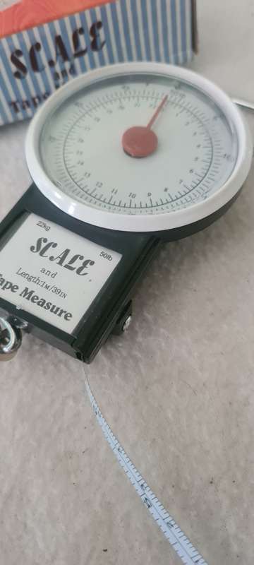 VINTAGE 2 IN ONE SCALE AND TAPE MEASURE