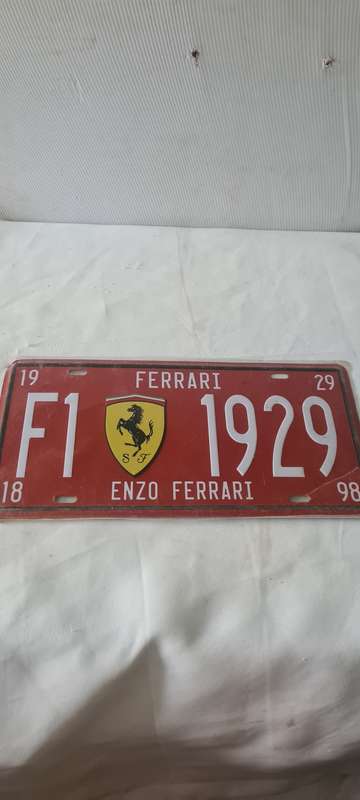 FERRARI METAL SIGN(30 X 15CM]