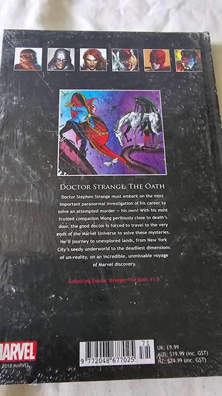 MARVEL SUPERHEROES HARDCOVER COMIC (DOCTOR STRANGE)