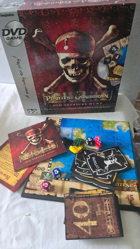 PIRATES OF THE CARIBBEAN DVD TREASURE HUNT BOARD GAME