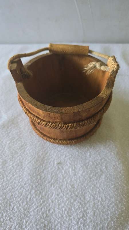 WOODEN WELL DISPLAY