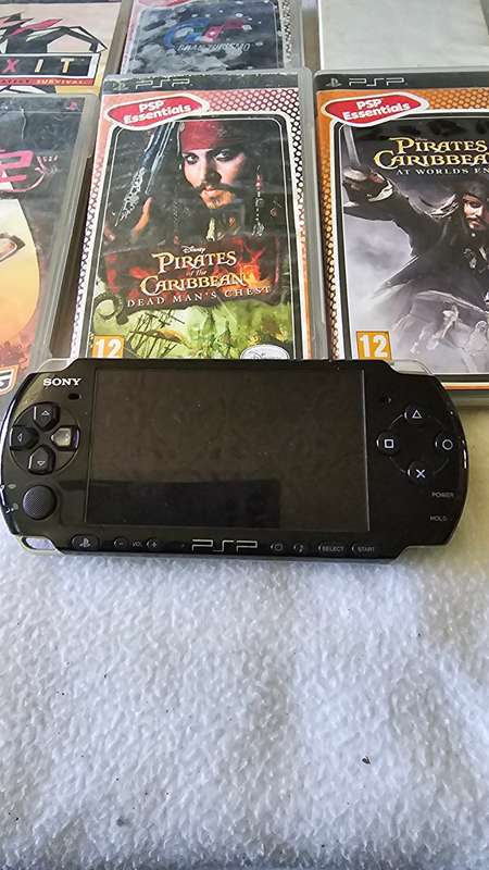 SONY PSP CONSOLE INCL.9 GAME DISC-SEE DESCRIPTION