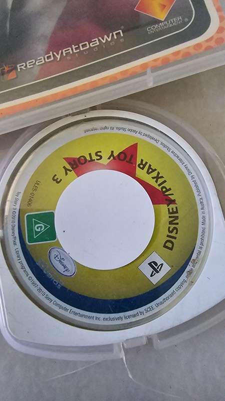 SONY PSP CONSOLE INCL.9 GAME DISC-SEE DESCRIPTION
