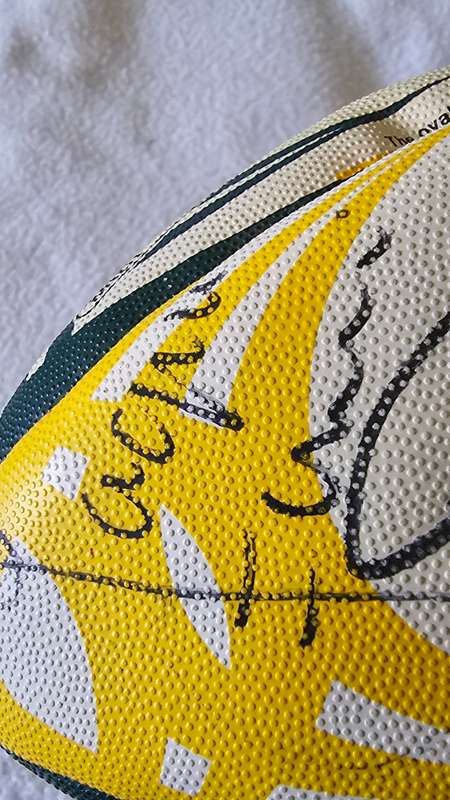 SA RUGBY OFFICIAL MASCOT BALL(WITH ORIGINAL KOKHI SIGNATURES OF PLAYERS)