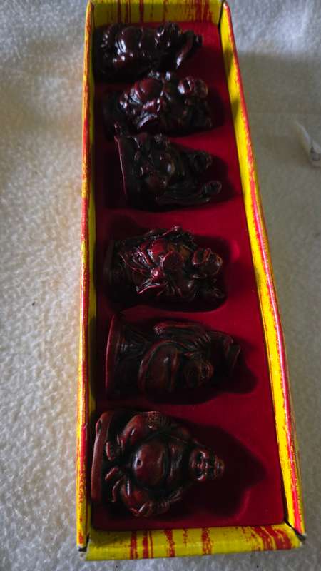 SET OF SIX MINIATURE RED CHINES BUDDAHS(RESIN)