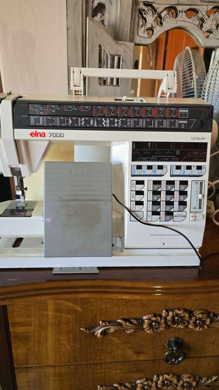 ELNA 7000 COMPUTERIZED SEWING MACHINE