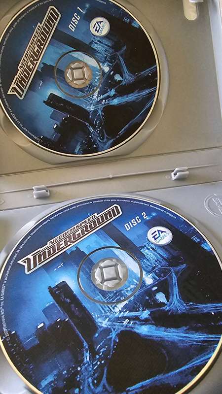 2 X NEED FOR SPEED PC GAME DISCS( 4 DISCS)