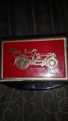VINTAGE SMOKERS CIGGARRETE CASE WITH MUSIC