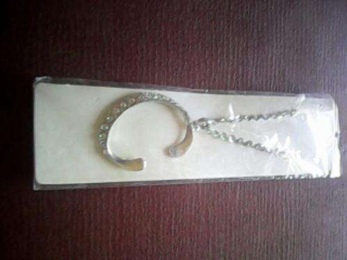 STUNNING ALPHABET "C" NECKLACE