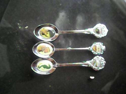 3 x COLLECTORS SPOON