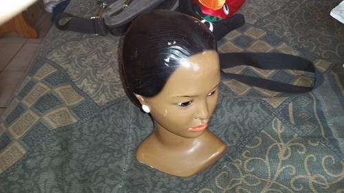 BEAUTIFUL LADIES HEAD AND SHOULDER MODEL(HAVE SOME MARKINGS)