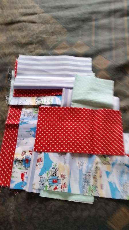 100 X PATCHWORK COTTON  SEWING FABRIC(ONE BID FOR ALL)