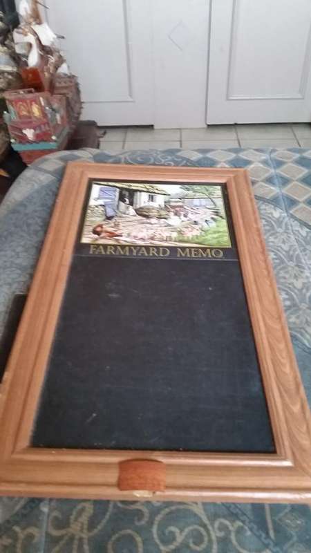 COLLECTORS FARMYARD MEMO SIGNBOARD-SEE DESCRIPTION